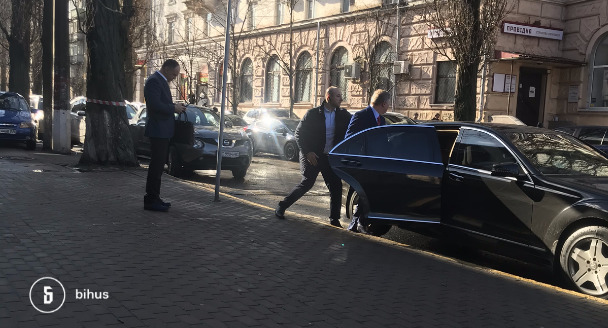 Ахметов приїжджав у НАБУ 01