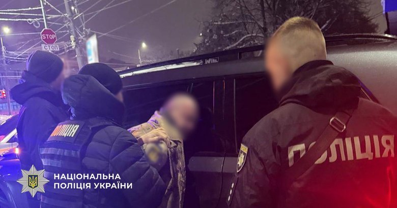 На Тернопільщині та Львівщині викрили військовослужбовців ТЦК на незаконних операціях із системою