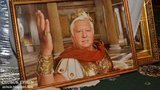 Бывший генпрокурор Пшонка перевез свой ювелирный бизнес в Крым. ВИДЕО