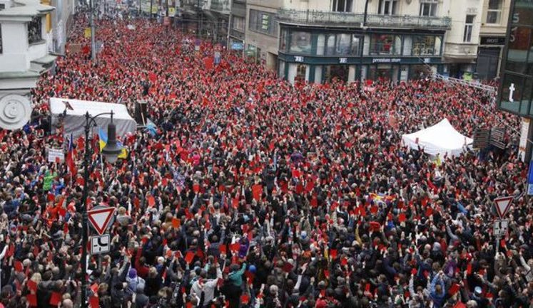 "We Do Not Want to Be Colony of Russia": Thousands of Protesters Came out in Favor of "Pro-Russian" President Resignation in Czech Republic. PHOTO