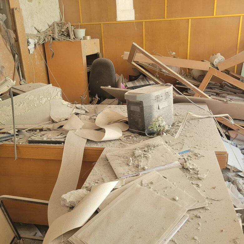 Russians fired from Grad at Stepnohirske in Zaporizhzhia: three people were wounded 03