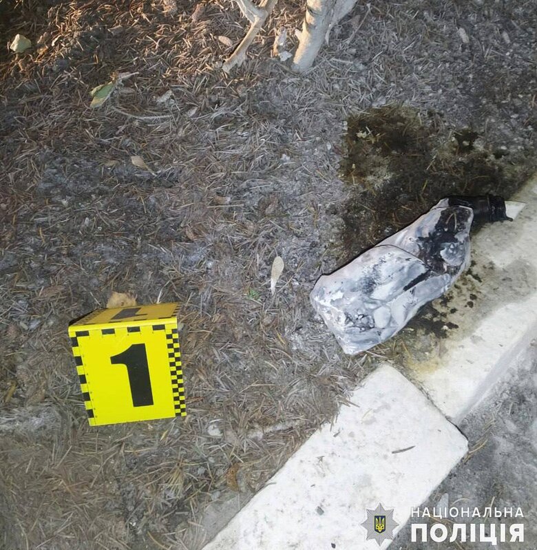 Підлітки підпалили авто поліції на Миколаївщині: що їм загрожує?