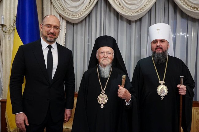 Вселенський патріарх Варфоломій прибув до України 02