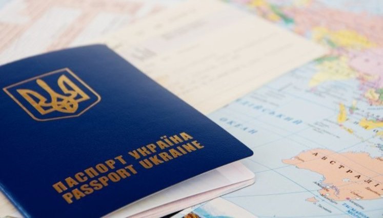 ЕС считает отмену декларирования основанием для приостановления безвиза с Украиной, – СМИ