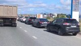 Реакция россиянина на километровую очередь за бензином в Тюмени: "#бануться, такую страну до такой х#йни довели". ВИДЕО