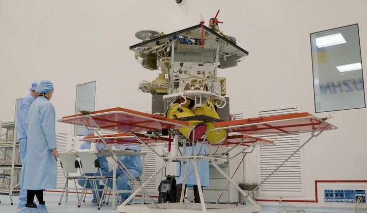 Запущений за дорученням Зеленського український супутник зійшов з орбіти і згорів в атмосфері