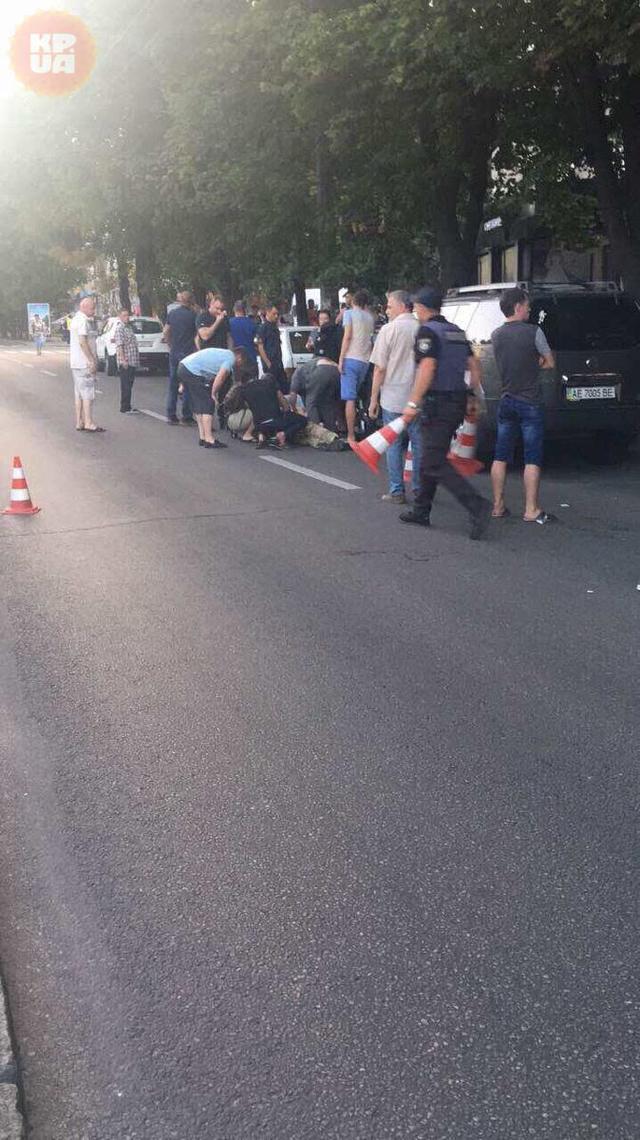 Две компании поссорились в Днепре - два человека убито, четверо ранены, - Нацполиция 04 Две компании поссорились в Днепре - два человека убито, четверо ранены, - Нацполиция 04