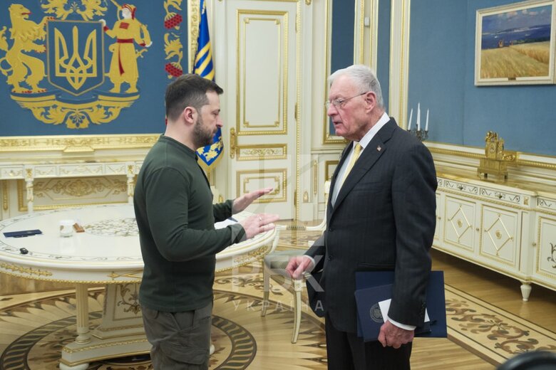 Zelenskyy and Kellogg met in Kyiv on 20 February