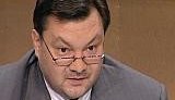 Пиховшек: Не надо договариваться с Тимошенко - Президенту Януковичу достаточно вывести на улицу войска! Против снега... ВИДЕО.