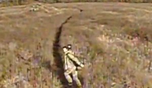 Рашист спробував збити український FPV-дрон пляшкою з бензином, але був ліквідований: бойова робота 414-ї бригади. ВIДЕО