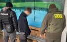 Викрито канал переправлення чоловіків за кордон