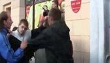 Разгон "молчаливых" в Минске: "Что вы еб#ом щелкаете? Выдавливаем толпу" - "Я не понимаю, что здесь происходит, но это ужас". ВИДЕО.