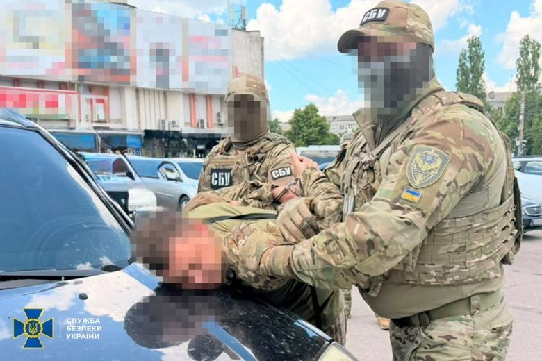 СБУ, ГБР и Нацполиция задержали организаторов схем для уклонистов