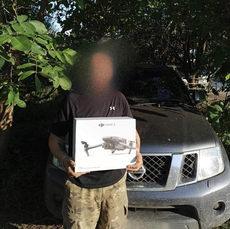 Українським воїнам терміново потрібні два дрони Мавік-3 та рації Motorola. Йдуть важкі бої на декількох напрямках, - волонтерка Юсупова 04