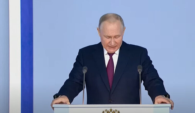 Росія призупиняє участь у договорі про стратегічні наступальні озброєння, - Путін