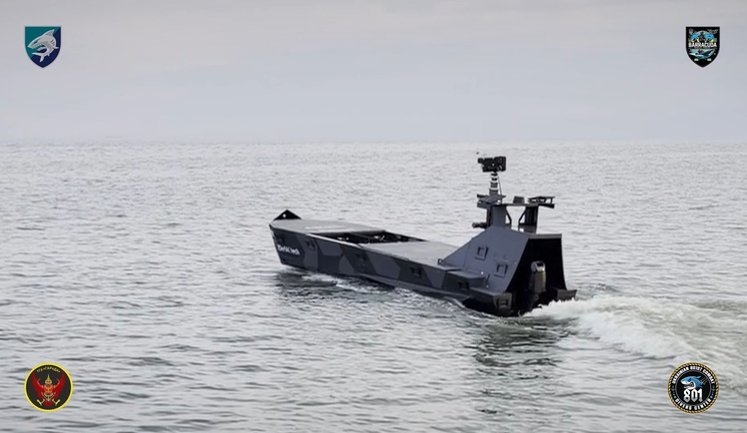 Морпіхи 40-ї бригади застосували морський дрон "Баракуда" для ударів по окупантах на Тендрівській косі. ВIДЕО