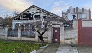 Consequences of enemy strikes on Kherson region: Four dead and 11 wounded, civilian objects damaged. PHOTOS