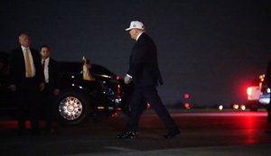 Трамп спостерігав за проведенням операції в Ірані з резиденції Мар-а-Лаго