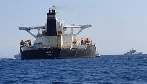 У берегов Гибралтара задержали иранский нефтяной танкер, на борту которого могут быть украинцы