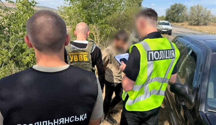 Прикордонник на Одещині відмовився від хабаря і допоміг викрити організаторів незаконного переправлення. ФОТОрепортаж