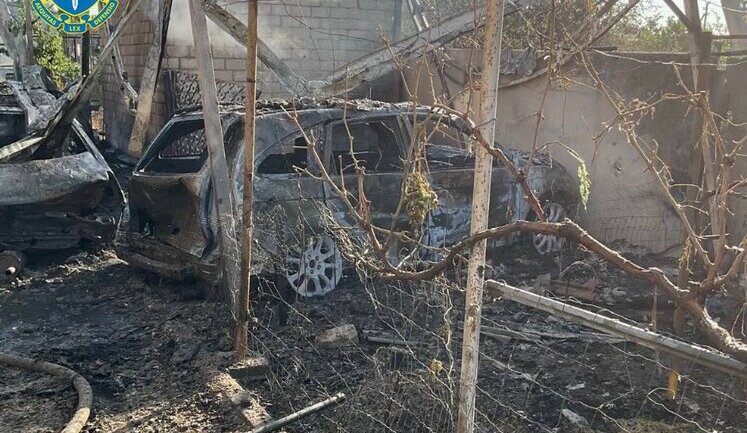 In morning, Russians struck Zymivnyk in Kherson region: 17-year-old girl and her father were wounded. PHOTO