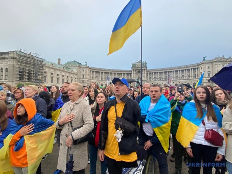 До марафону Save Ukraine долучився Відень 02