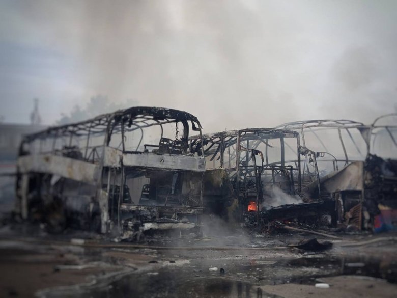 пожежа в Одесі після обстрілу