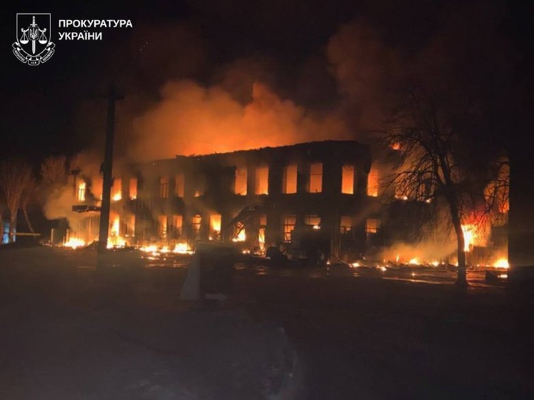 Обстріл Барвінкового: внаслідок влучання у магазин поранено семеро людей