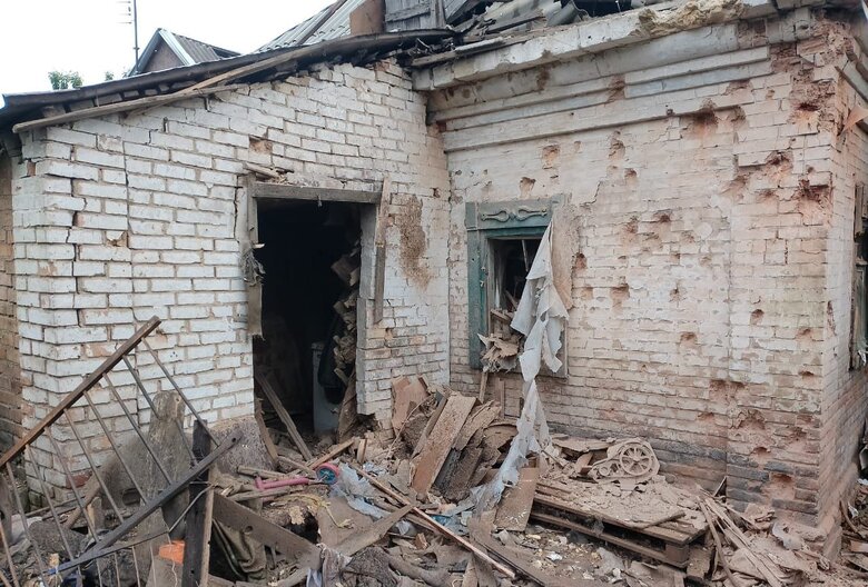 Наслідки обстрілів Нікополя 14 травня