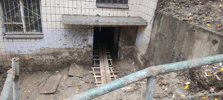 Зсув на Печерському узвозі