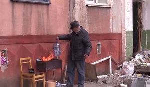 "Їжі просто немає, склади розбиті, магазини підірвані. Не уявляю, що люди там вже їдять", - очевидець гуманітарної катастрофи у Маріуполі. ВIДЕО