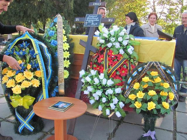 Rescuer Volodymyr Sytnyk, who was kidnapped and killed by Donbas occupants in 2014, buried in Cherkasy region, - State Emergency Service 03 Rescuer Volodymyr Sytnyk, who was kidnapped and killed by Donbas occupants in 2014, buried in Cherkasy region, - State Emergency Service 03