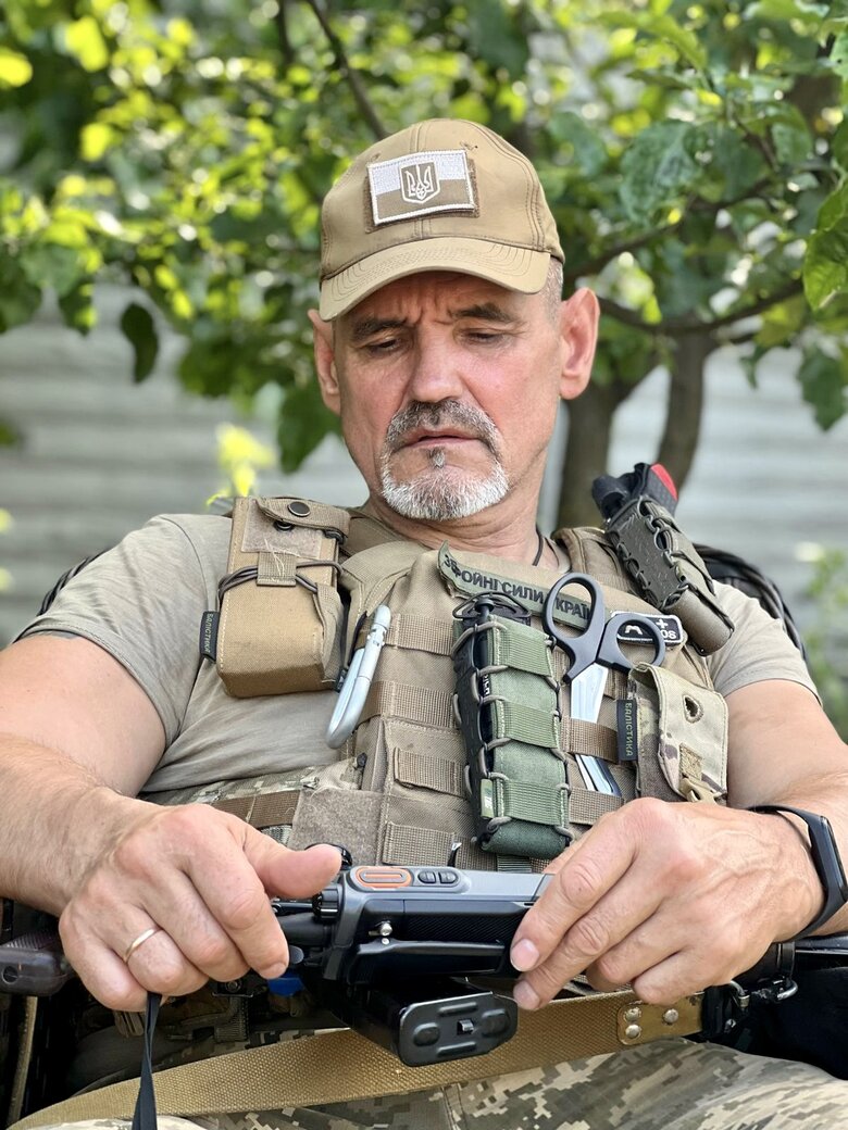 Микола Донченко: Я йшов на війну, щоб захистити сина, а вийшло так, що він врятував мені життя 05 Микола Донченко: Я йшов на війну, щоб захистити сина, а вийшло так, що він врятував мені життя 05