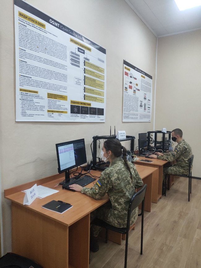 Навчальний кіберполігон відкрили в Житомирському військовому інституті 01