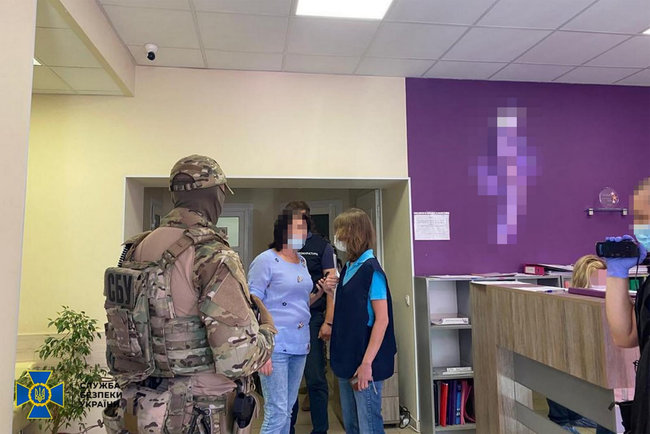 Дитина під ключ за $60 тис.: СБУ викрила схему продажу немовлят за кордон 03