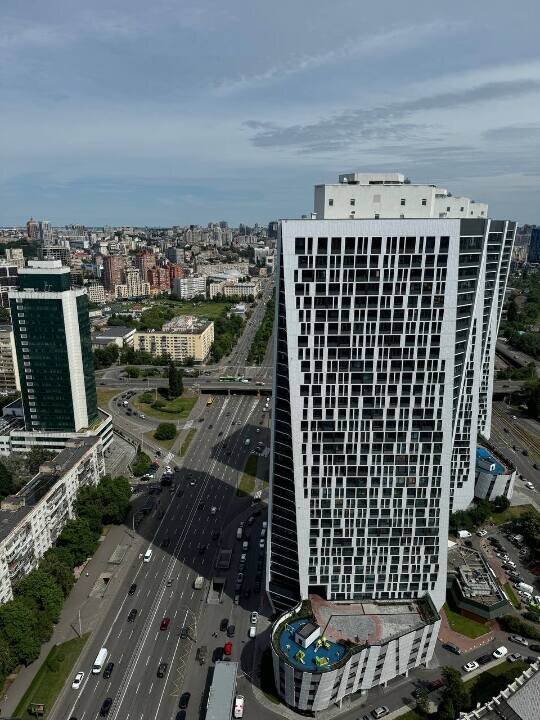 Недобудований хмарочос Sky Towers у Києві