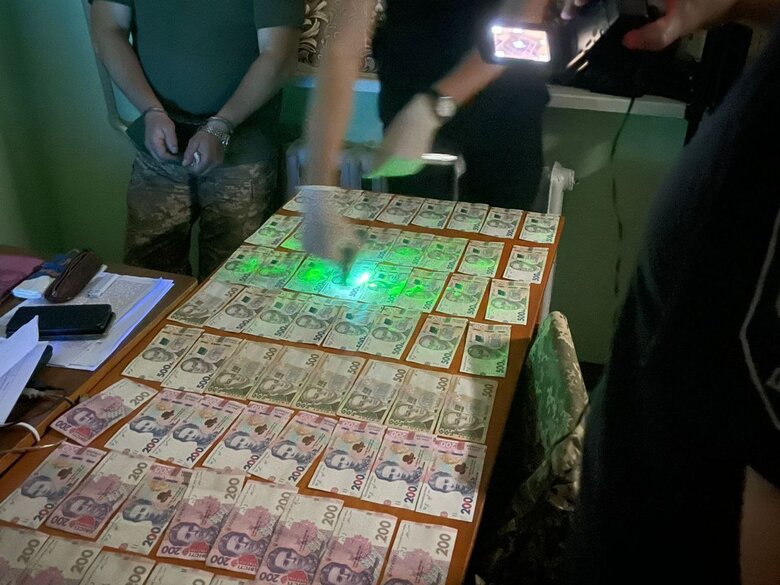 Командир роты ВСУ задержан на вымогательстве 50 тыс. грн взятки от солдата 03