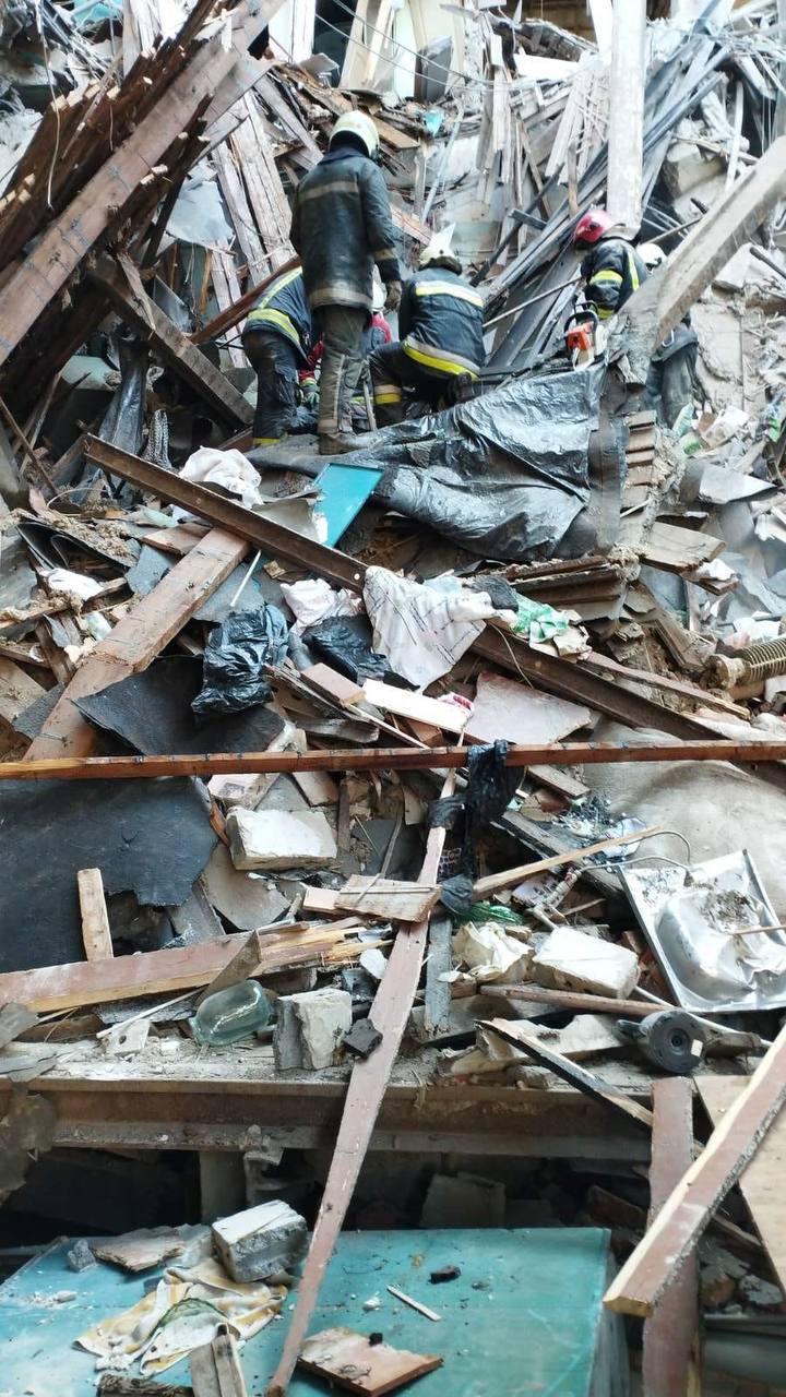 Russian missile attack on dormitory in Kharkiv: 3 people died, among them boy born in 2009, - SES 03