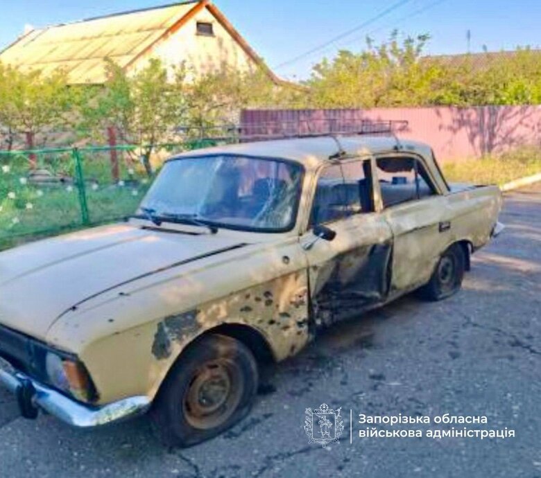 Russian drone attacks car in Zaporizhzhia region