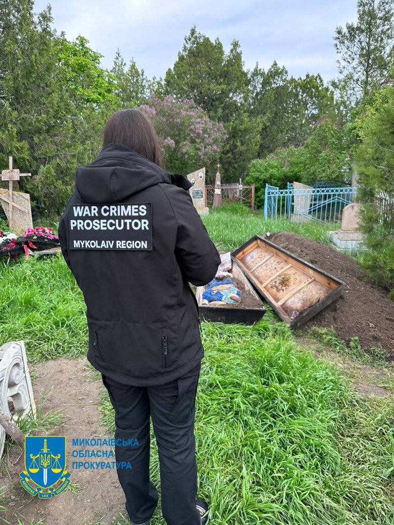У місті Снігурівка на Миколаївщині знайшли місце поховання людей, які загинули під час окупації 02