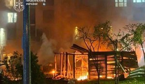 Российский БпЛА попал в жилой дом в Киеве: есть погибшие и пострадавшие. . (обновлено) ВИДЕО+ФОТОрепортаж