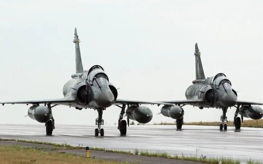 Strmoglavilo francosko lovsko letalo Mirage 2000 v Ukrajini