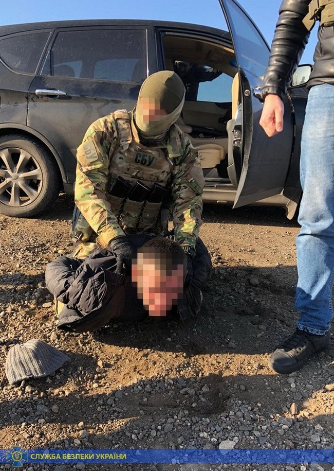 Нелегальная продажа военных спецбоеприпасов предотвращена на Одесчине, - СБУ 05