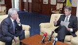 Ющенко в &amp;quot;Борисполе&amp;quot; приказал Медведько разобраться за 20 дней со &amp;quot;стихийными&amp;quot; деньгами и беспределом в тюрьмах
