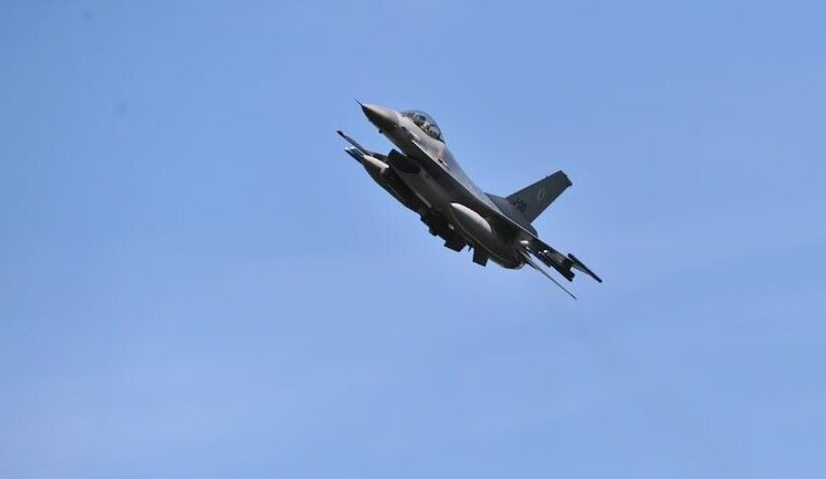 Повітряні сили ЗСУ повідомили про втрату зв’язку з F-16: пілот успішно катапультувався