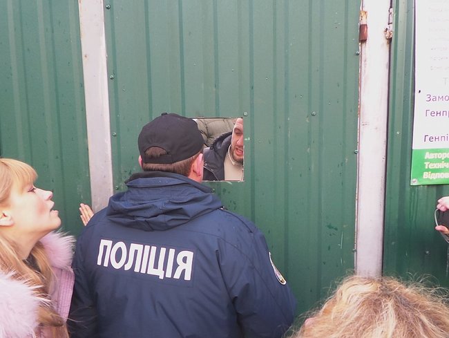 На Андреевском спуске протестовали против строительства 30-метровой гостиницы: Застройщик игнорирует решение суда 20