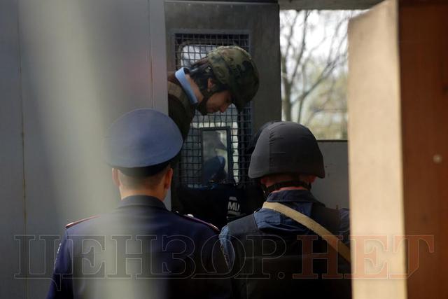 суд спецназ