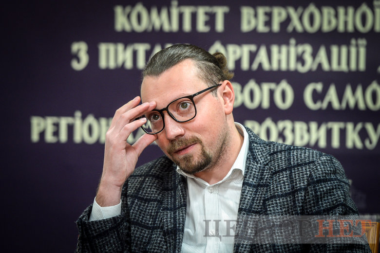 Слуга народу Віталій Безгін: В Україні є традиція, що, давайте, жоден парламент не буде досиджувати до кінця свій строк. Я не думаю, що це той випадок 10