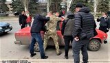 На Донетчине задержан военнослужащий, угрозами вымогавший 3 тыс. долл., - прокуратура. ФОТО