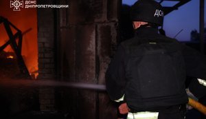 Ніч на Дніпропетровщині: через атаки РФ загинула людина, 7 постраждалих. ФОТОрепортаж